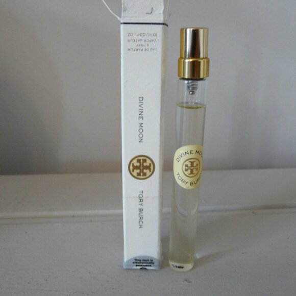 Divine Moon Eau de Parfum by Tory Burch - Picture 6 of 7